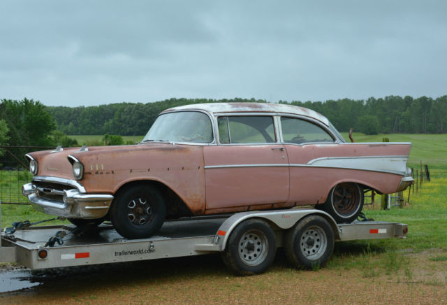 BARNFOUND 1957 CHEVROLET BELAIR 2 DOOR SEDAN-ORIGINAL CONDITION-NEEDS RESTORING 1957 Chevrolet Bel Air/150/210 2 DOOR SEDAN