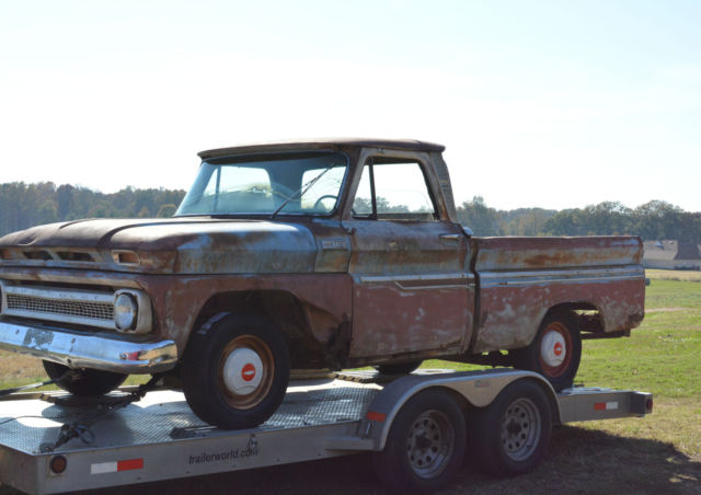 BARNFOUND 1965 CHEVROLET C10 CUSTOM CAB SWB FLEETSIDE PICKUP TRUCK PROJECT 1965 Chevrolet C-10 CUSTOM CAB W/RARE BIG BACK WINDOW