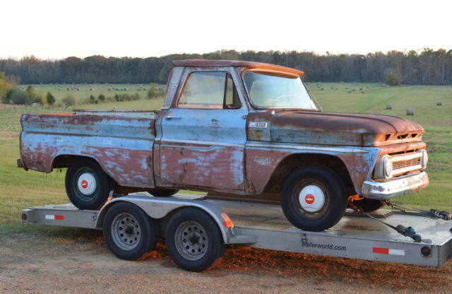 1965 Chevrolet C-10 CUSTOM CAB W/RARE BIG BACK WINDOW - photo 4