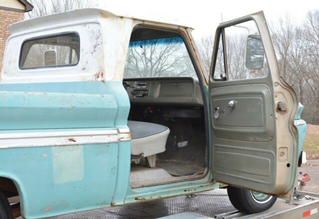 1965 Chevrolet C-10 SWB FLEETSIDE PICKUP TRUCK - photo 11