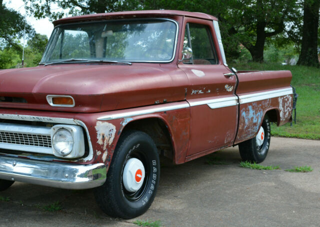 1966 Chevrolet C-10 Custom cab with big back window - photo 11