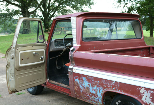 1966 Chevrolet C-10 Custom cab with big back window - photo 9