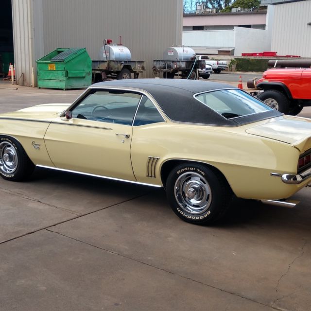 1969 Chevrolet Camaro SS 396 - photo 4