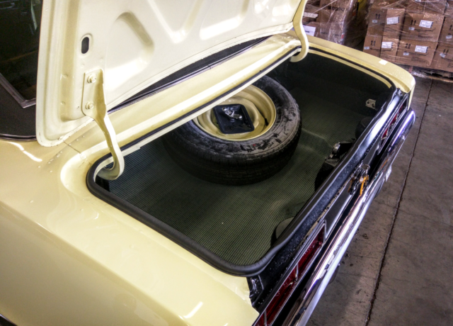 1969 Chevrolet Camaro SS 396 - photo 9