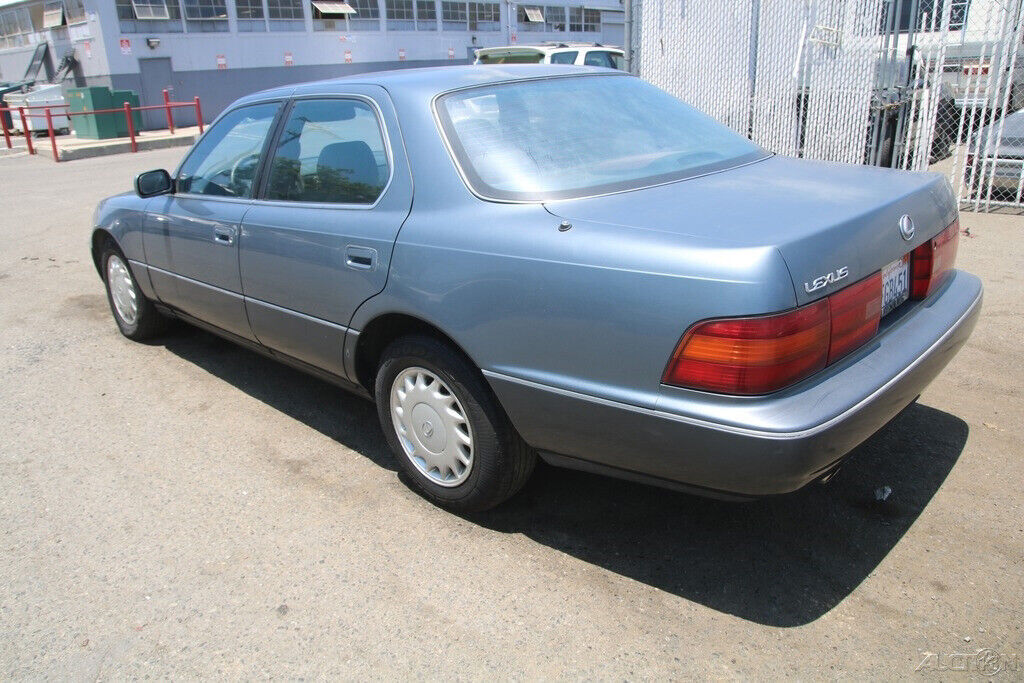 1990 Lexus LS - photo 4
