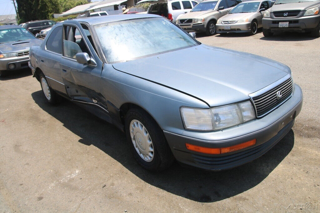 1990 Lexus LS - photo 8