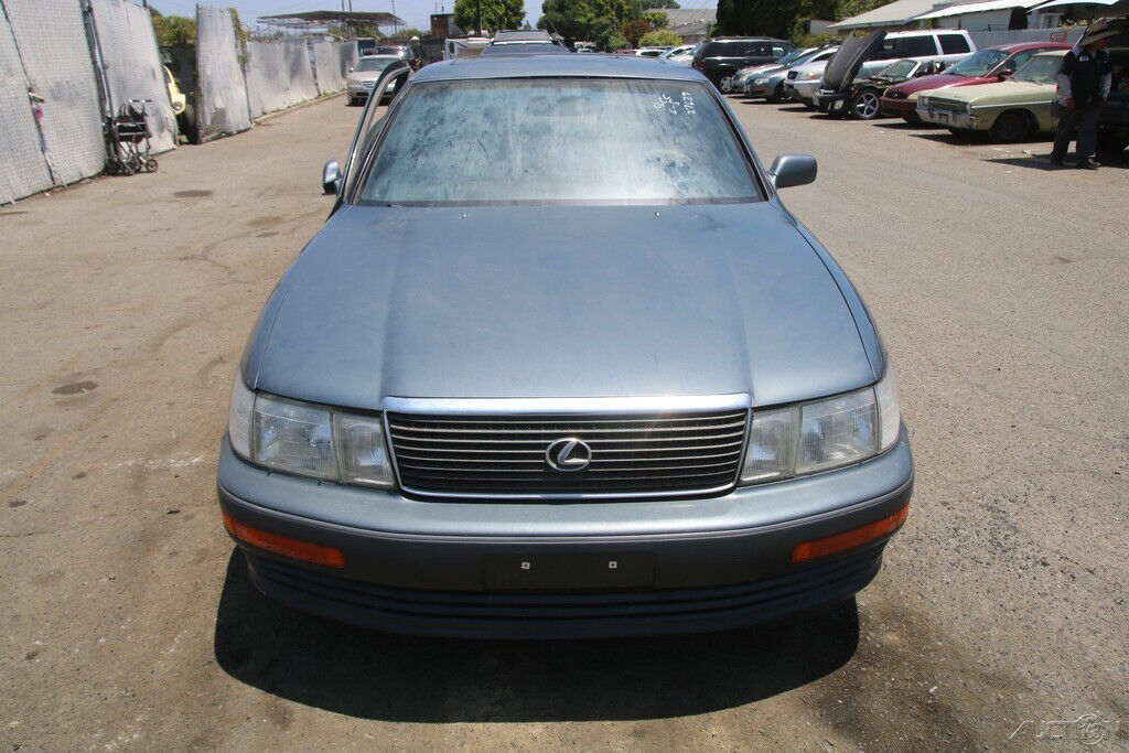 1990 Lexus LS - photo 9