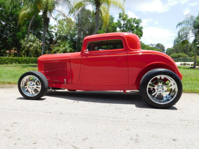 1932 Ford Three Window Highboy Coupe - photo 2