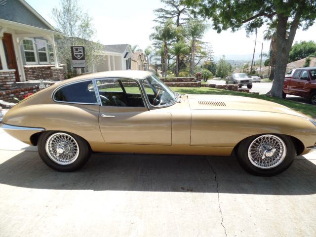 Beauitful Car / Runs Great / Private Party Sale 1963 Jaguar E-Type FHC