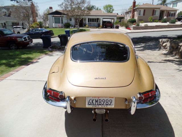 1963 Jaguar E-Type FHC - photo 3