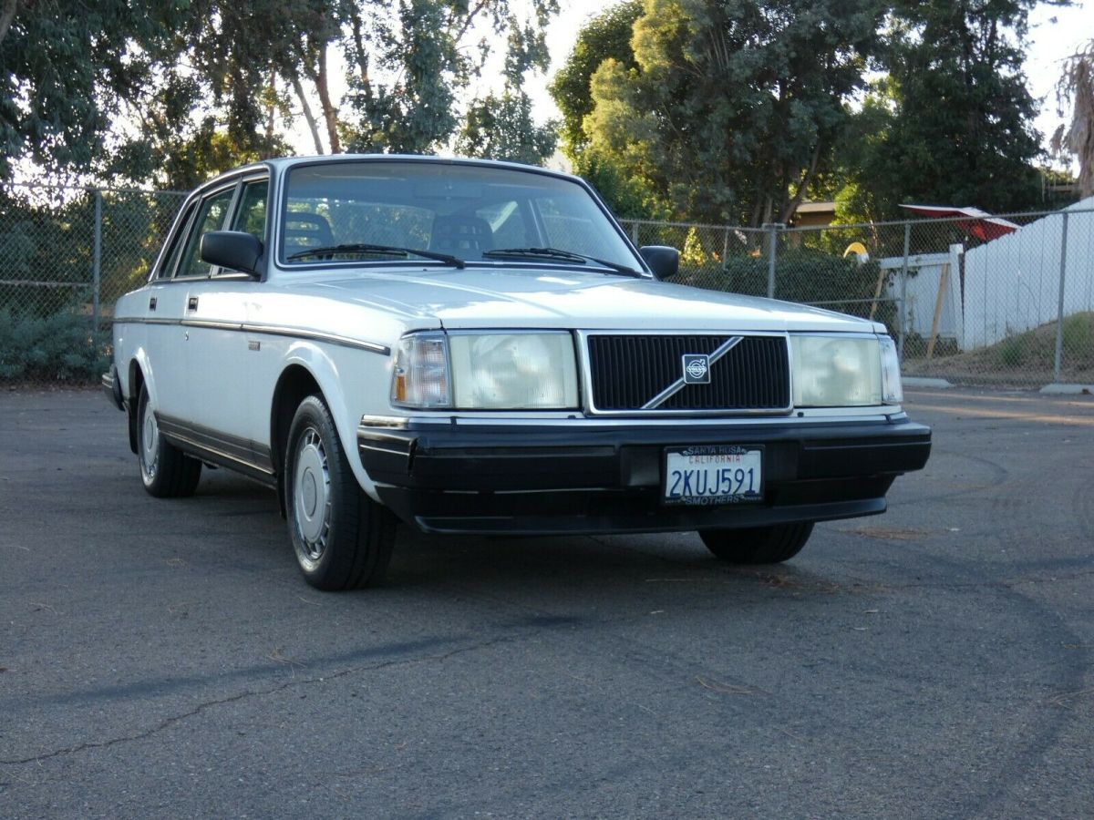 1988 Volvo 240 - photo 4
