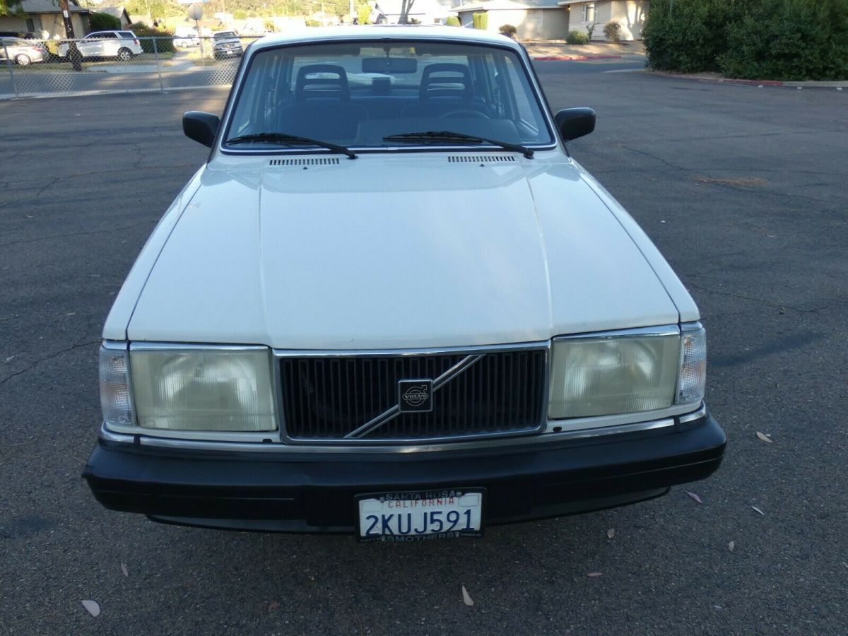 1988 Volvo 240 - photo 8