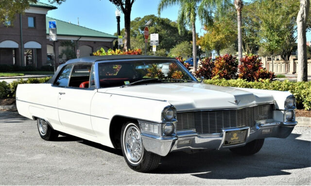 1965 Cadillac DeVille Convertible One Family Owned - photo 4