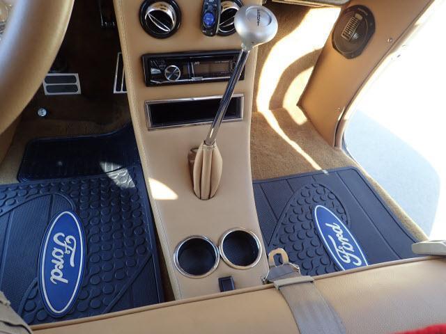 1932 Ford coupe - photo 11