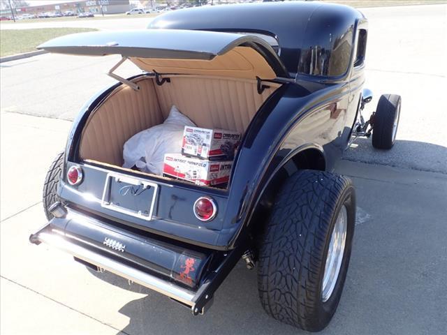 1932 Ford coupe - photo 13