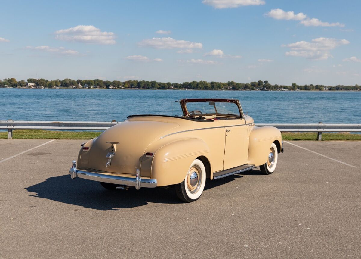 1940 Dodge Styleline Deluxe Deluxe Convertible - 1 of 2100 - High Quality Resto - photo 7