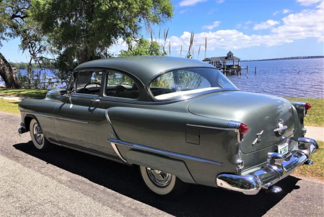 1953 Oldsmobile Eighty-Eight 2 Door Sedan - photo 4