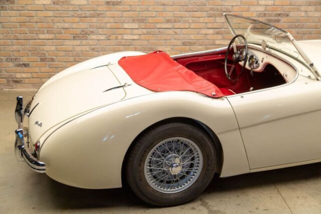 1954 Austin Healey 100-4 - photo 8