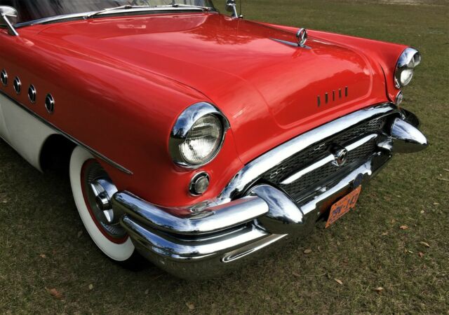 1955 Buick Century 2 Door Hardtop - photo 2