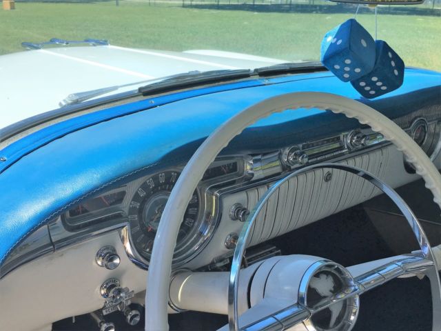 1955 Oldsmobile Super 88 2 Door Hardtop - photo 9