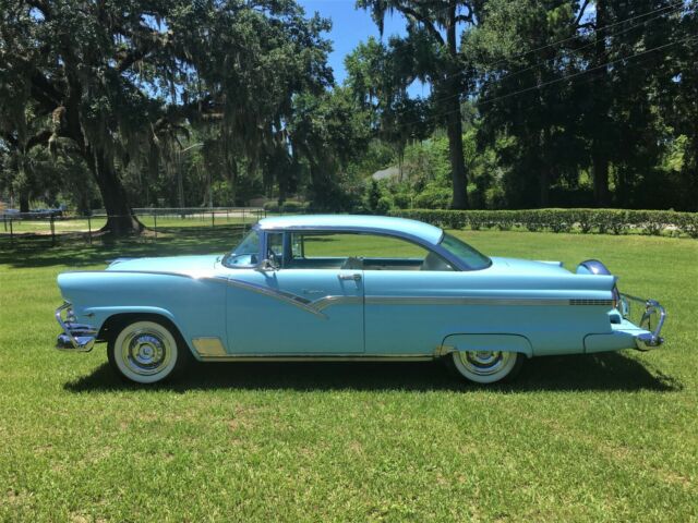 Beautiful 1956 Ford Victoria 2 Door Hardtop (1955 1956 1957 like a Crown Vic) 1956 Ford Fairlane 2 Door Hardtop