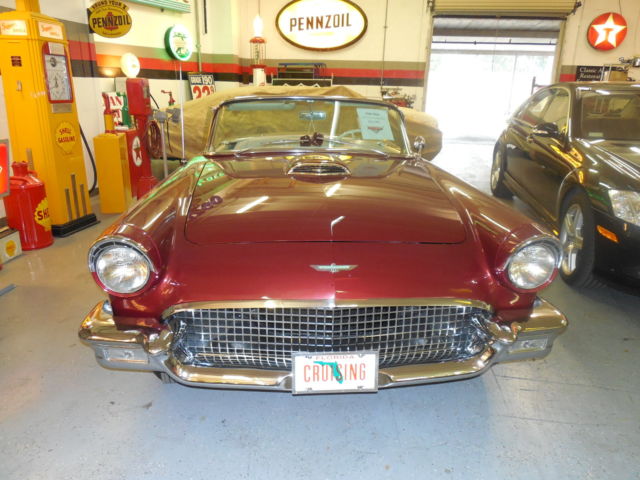 1957 Ford Thunderbird - photo 3