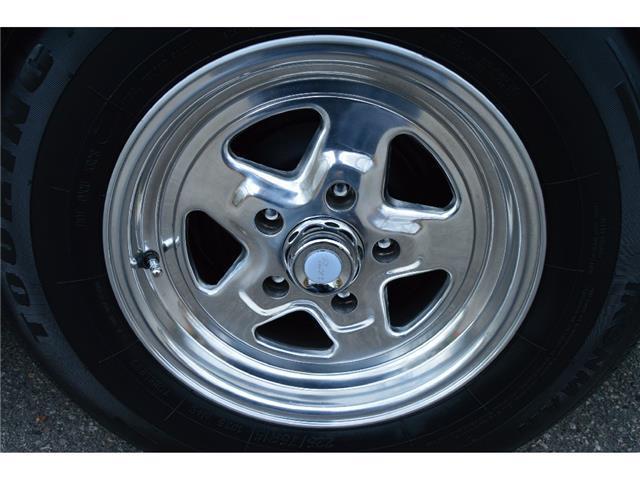 1957 Oldsmobile Eighty-Eight Holiday Hardtop - photo 11