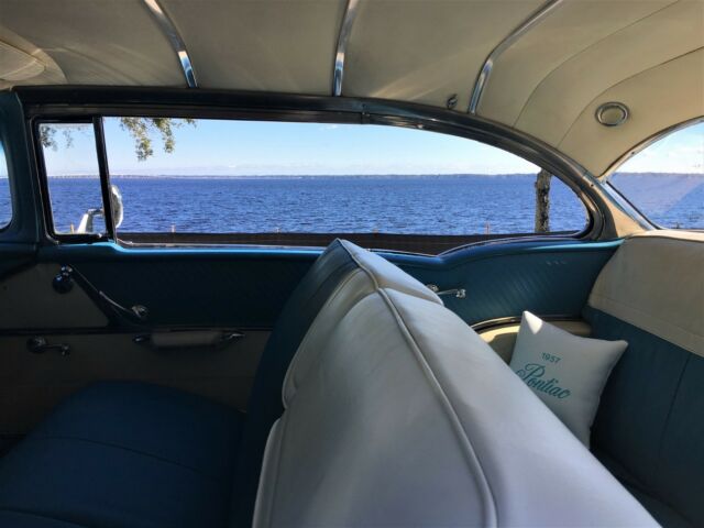 1957 Pontiac Star Chief 2 Door Hardtop - photo 3