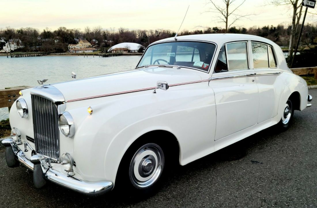 Beautiful 1958 Bentley S1. All original. Right hand drive. 1958 Bentley S1 Series