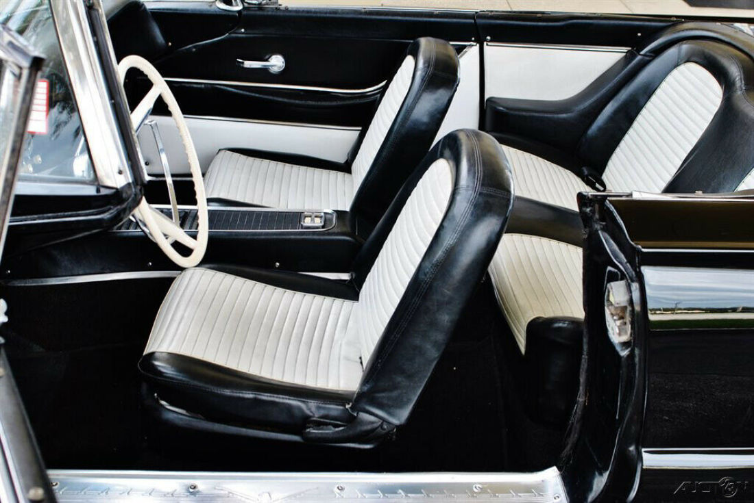 1959 Ford Thunderbird Convertible 352 ci V8 Auto - photo 13