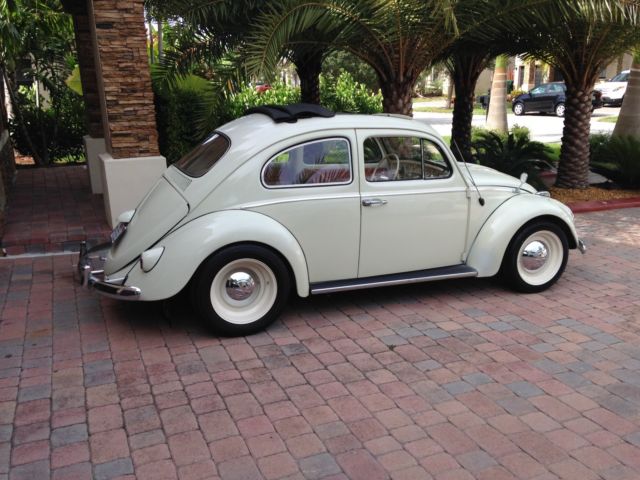 Beautiful 1960 VW Beetle Ragtop 1960 Volkswagen Beetle - Classic