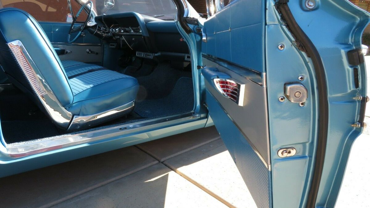 1961 Chevrolet Impala - photo 10