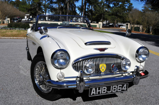1964 Austin Healey 3000 MKIII, Series BJ8 - IMMACULATE SHOW WINNER! - photo 2