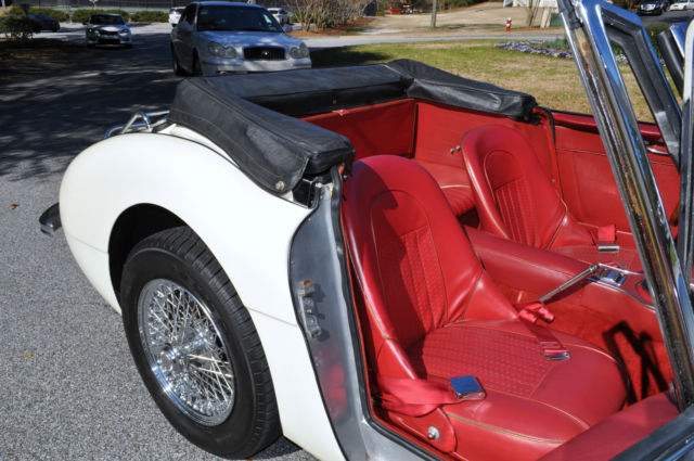 1964 Austin Healey 3000 MKIII, Series BJ8 - IMMACULATE SHOW WINNER! - photo 7