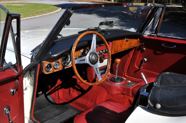 1964 Austin Healey 3000 MKIII, Series BJ8 - IMMACULATE SHOW WINNER! - photo 9