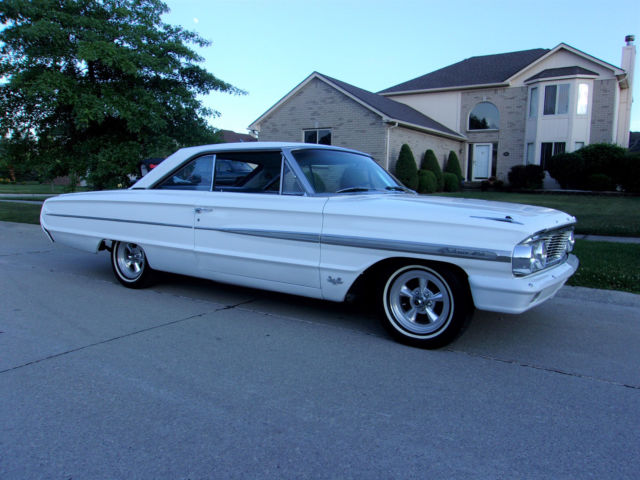 BEAUTIFUL 1964 FORD GALAXIE 500 FASTBACK - 390 BIG BLOCK - MUST SEE EXTRA CLEAN! 1964 Ford Galaxie 500 FASTBACK