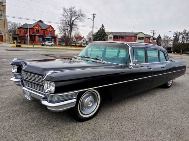 BEAUTIFUL 1965 CADILLAC 75-SERIES LIMOUSINE LOW MILEAGE TOP OF THE LINE CADILLAC 1965 Cadillac Series 75 Fleetwood 75 SERIES LIMO