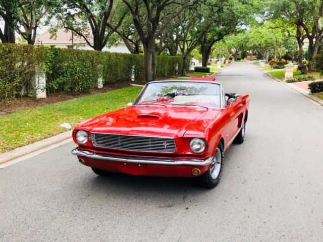 1965 Ford Mustang - photo 2