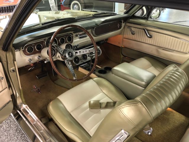 1965 Ford Mustang Deluxe - photo 6