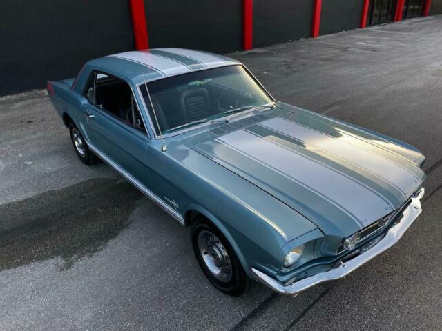 1966 Ford Mustang - photo 2