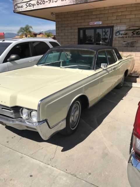 BEAUTIFUL 1966 Lincoln Continental With Suicide Doors! LOW RESERVE!!! 1966 Lincoln Continental