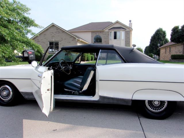 1966 Pontiac Bonneville Convertible 389 V8 Beautiful Condition - photo 9
