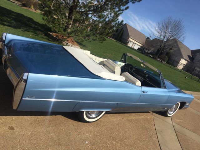 Beautiful 1967 Cadillac DeVille Convertible - sky blue, excellent condition! 1967 Cadillac DeVille
