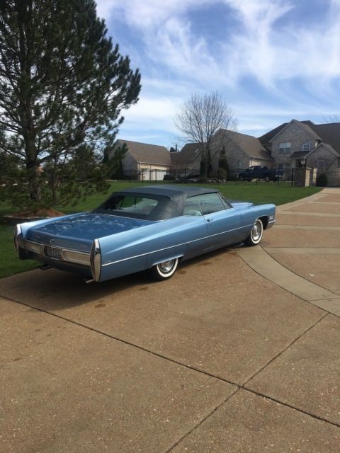 1967 Cadillac DeVille - photo 2