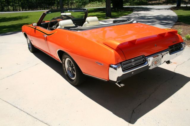 1969 Pontiac GTO Convertible - photo 2