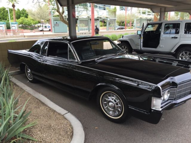 1969 Lincoln Continental Coupe - photo 4