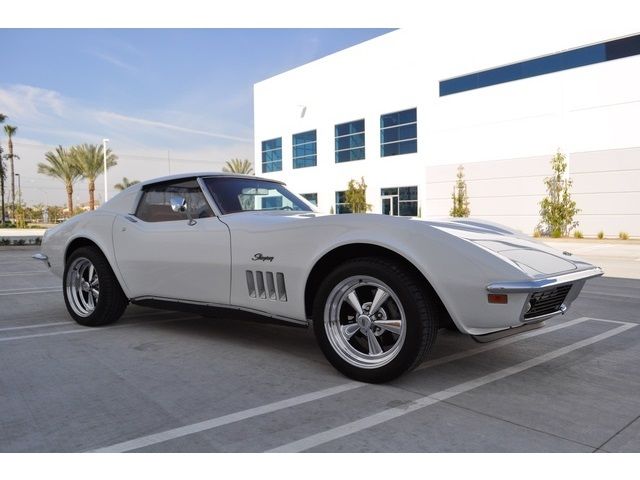Beautiful 1969 Restored Corvette. 350 engine V8 Auto transmission, New interior 1969 Chevrolet Corvette Sting Ray Coupe