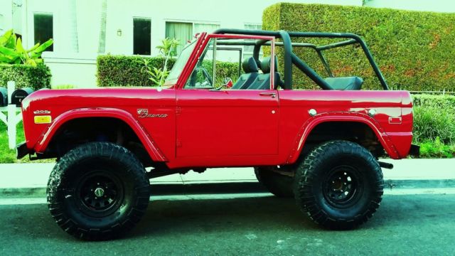 Beautiful 1970 New Paint, Rblt 302V8, Disk, PS, 4Spd 1970 Ford Bronco