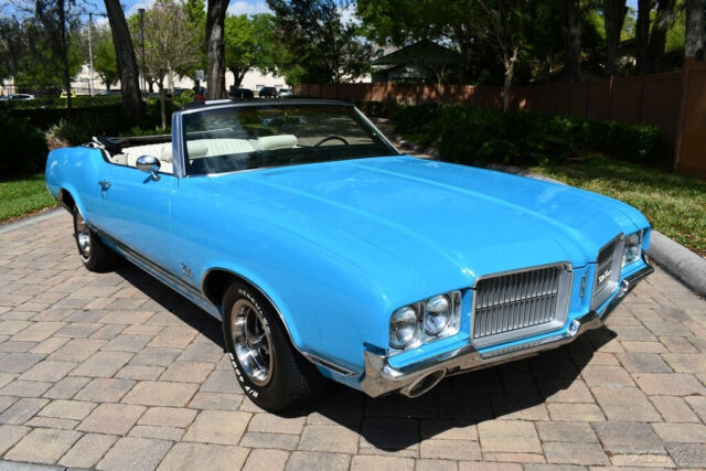 Beautiful 1971 Oldsmobile Cutlass Convertible 350 Automatic PS PB Power Top A/C 1971 Oldsmobile Cutlass Power Brakes, Steering & Top Factory A/C