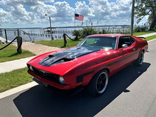 Beautiful 1972 Ford Mustang Mach One (American Muscle Car 1968 1969 1970 1971) 1972 Ford Mustang 2 Door Fastback